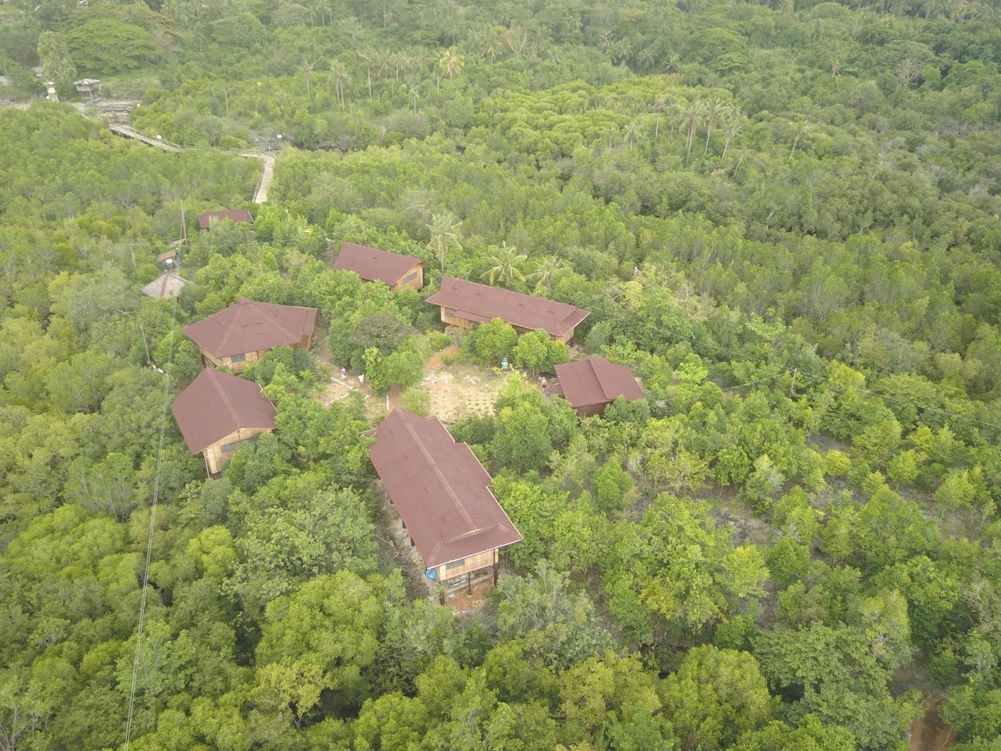 Eskapo Verde Lodge Moalboal Badian Exterior foto
